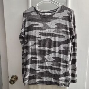 Maurices Gray and White Camouflage Sweatshirt